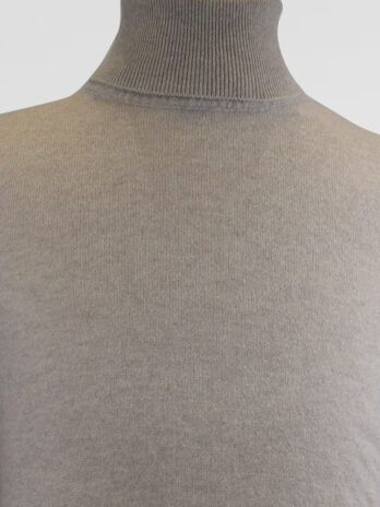 6PUW- Pull Willman col roulé beige